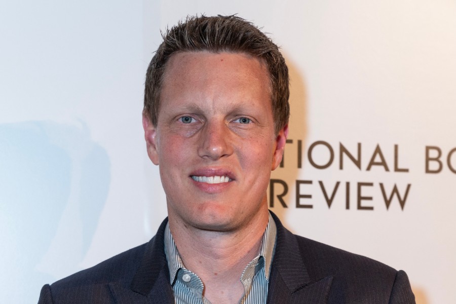 Paramount CEO David Ellison Pledges Support for 45-Day Theatrical Window for WBD, Cites Planned 30-Movie Release Slate for Paramount