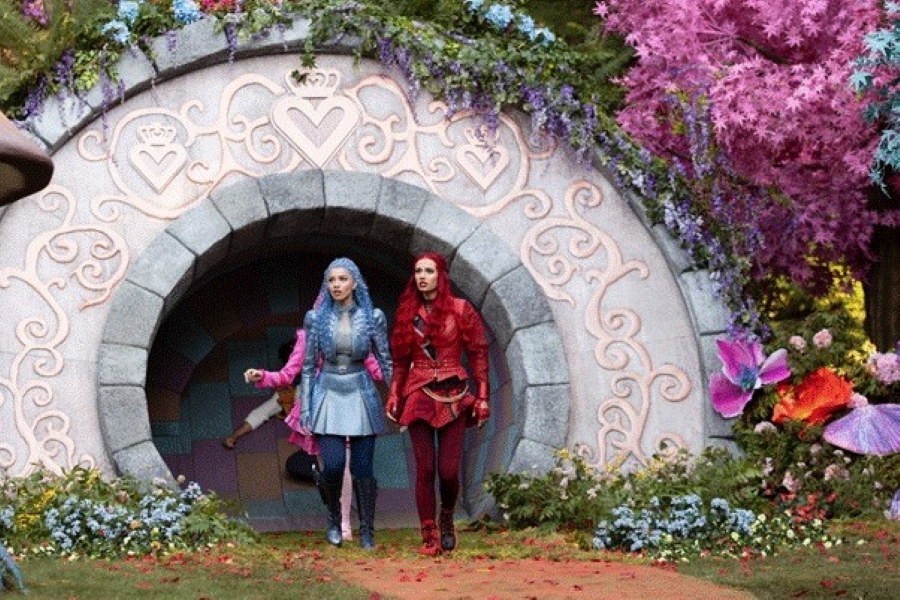 Disney+ Drops Teaser Trailer for ‘Descendants: Wicked Wonderland’