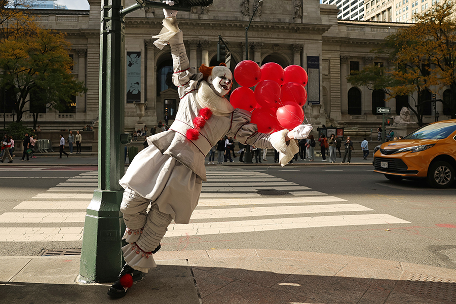 HBO Max Stages Global ‘Red Balloon Takeover’ to Promote ‘It: Welcome to Derry’